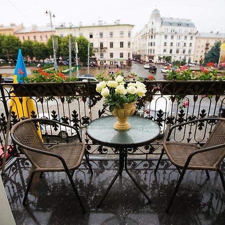 Отельно-ресторанный комплекс «AllureInn» Черновцы Экстерьер фото